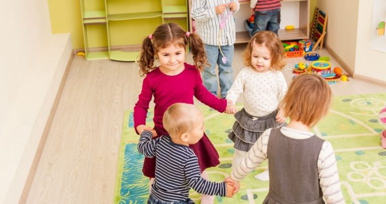 Hogyan tanítsuk meg a gyermeket tudatosan barátokat választani?