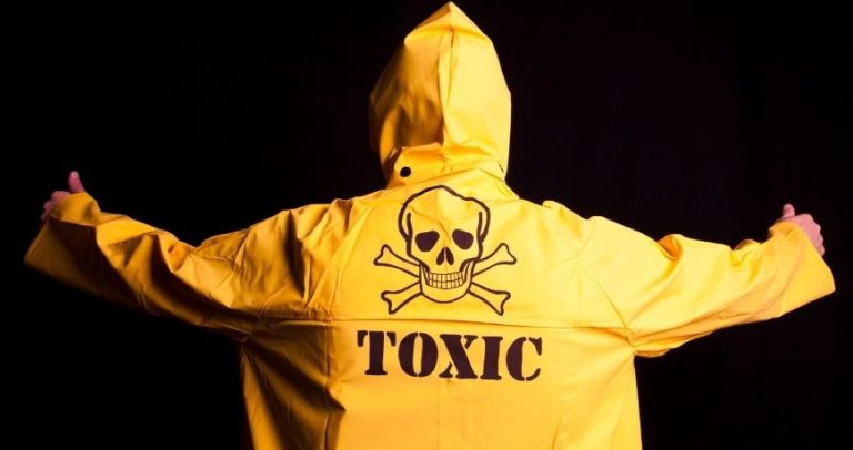 Mérgező szülők – hogyan ismerjük fel ezt a viselkedési mintát?