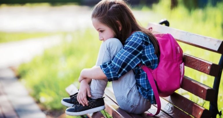 Amikor a szülő-gyermek kapcsolatból hiányzik a melegség